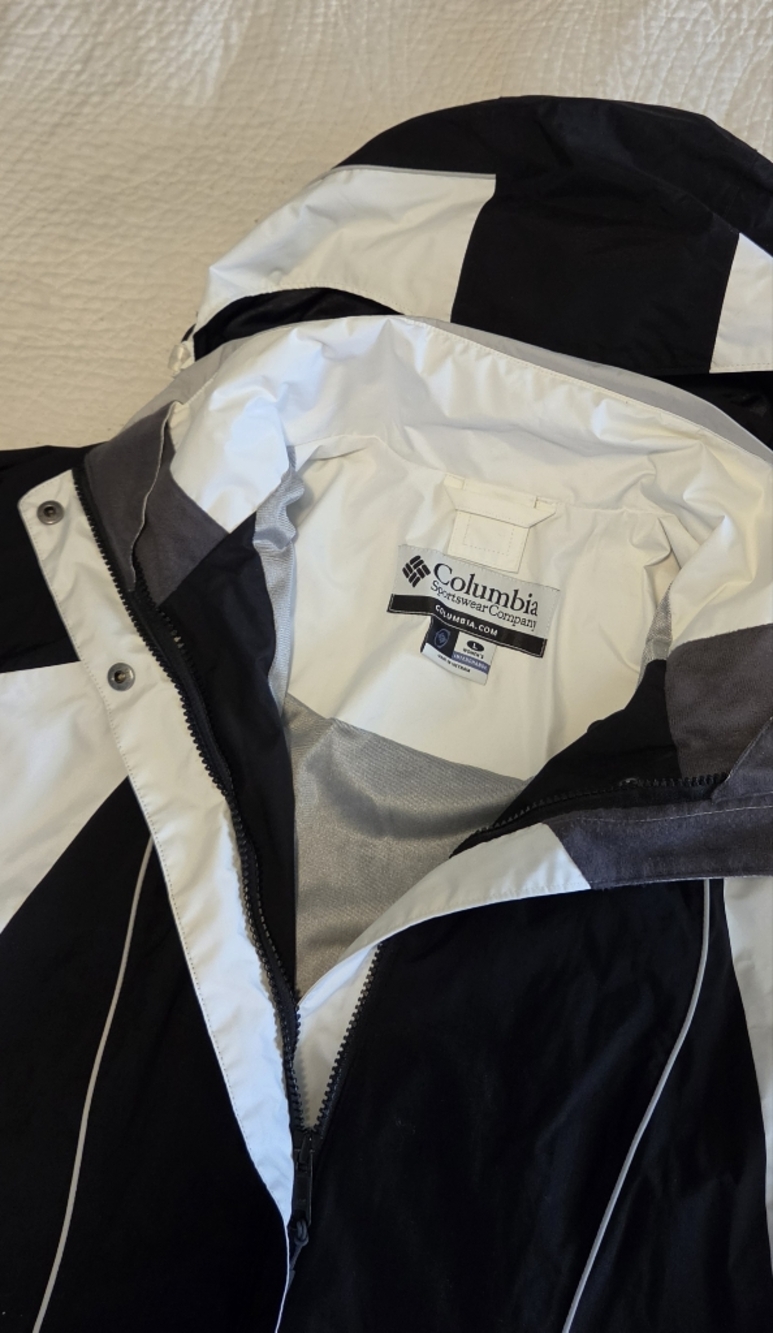 Columbia Rain Jacket, Size Large - Picture 6 of 12